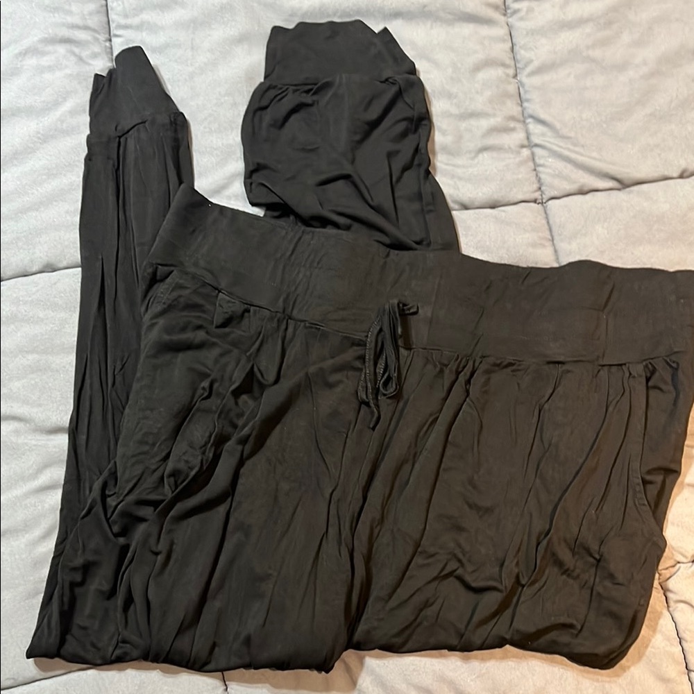 Zim & Zoe Black Jogger Pants bundle 2 pair black and grey